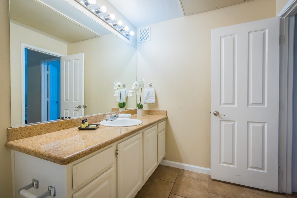 Avalon Villa – Kitchen Bathroom2 – 702Housing