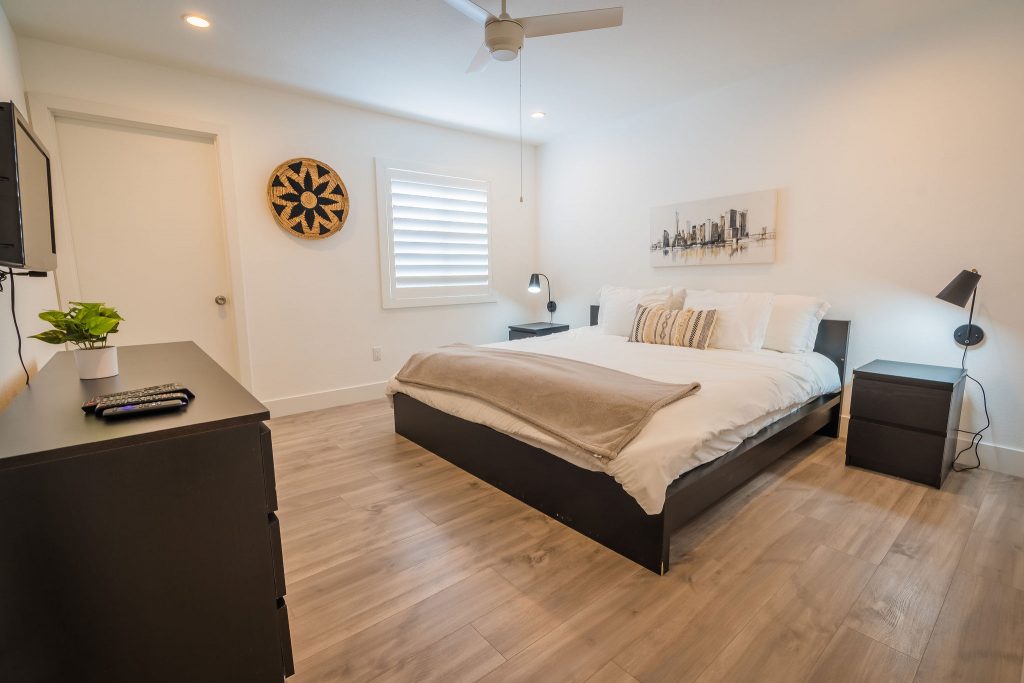 702 Housing – Luna – Bedroom