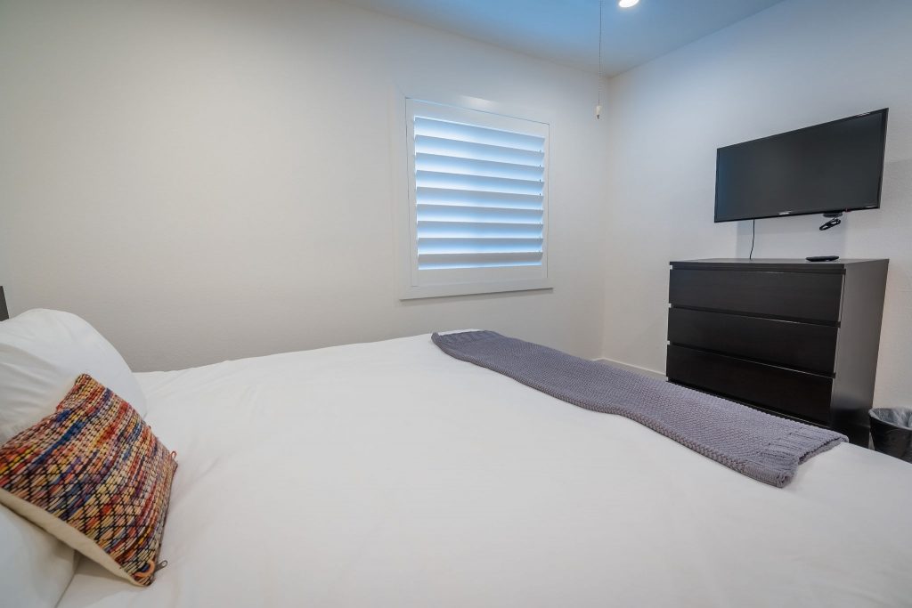 702 Housing – Luna – Bedroom3