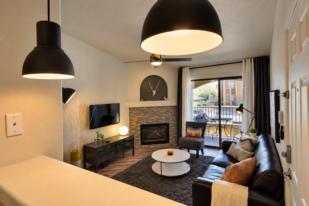 Cozy Modern Living Room Retreat- Spectrum 140 Henderson NV