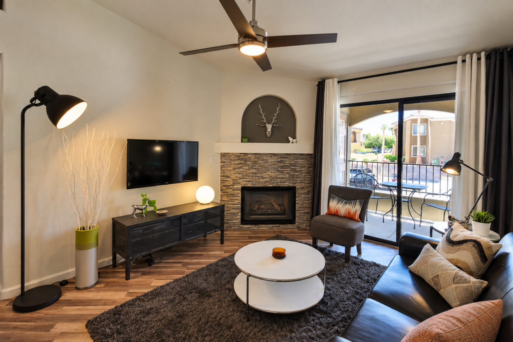 Cozy Modern Living Room with Balcony Views- Spectrum 140 Henderson NV