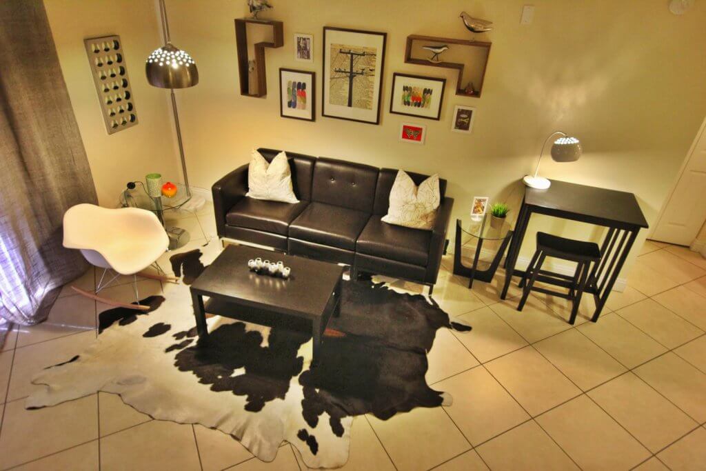 HDRtist HDR – http://www.ohanaware.com/hdrtist/