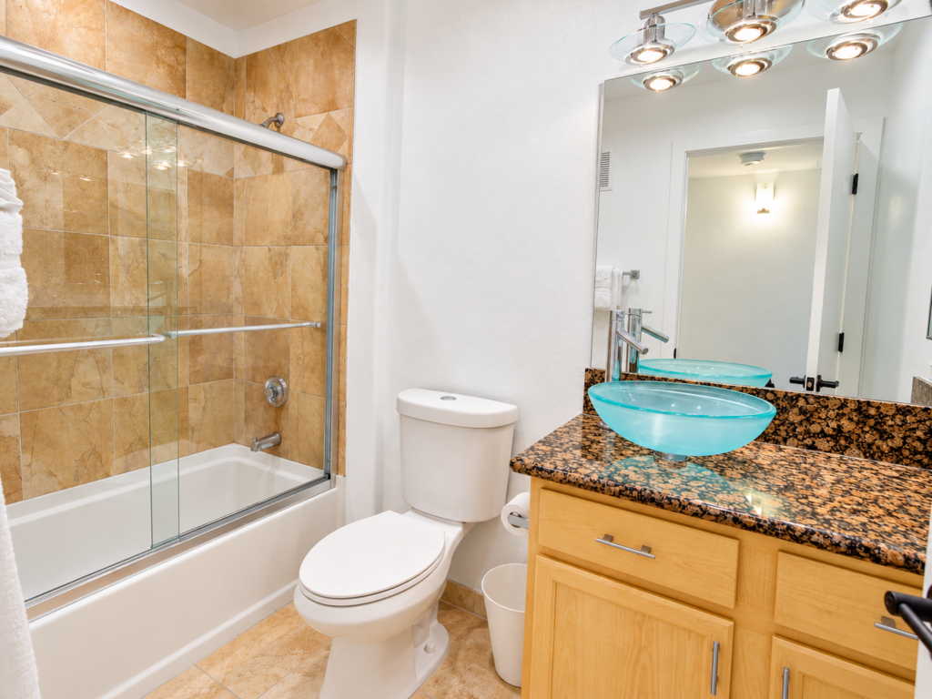 mojave-sky-bathroom-tub-shower-view-henderson-nv