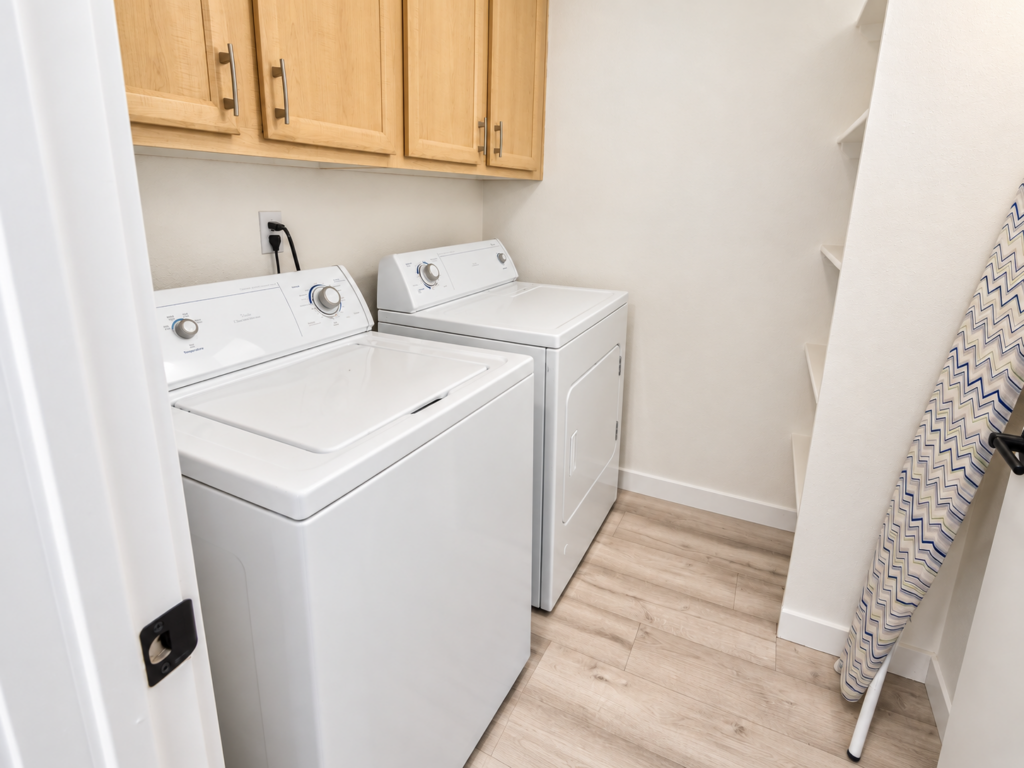 mojave-sky-in-unit-laundry-henderson-nv
