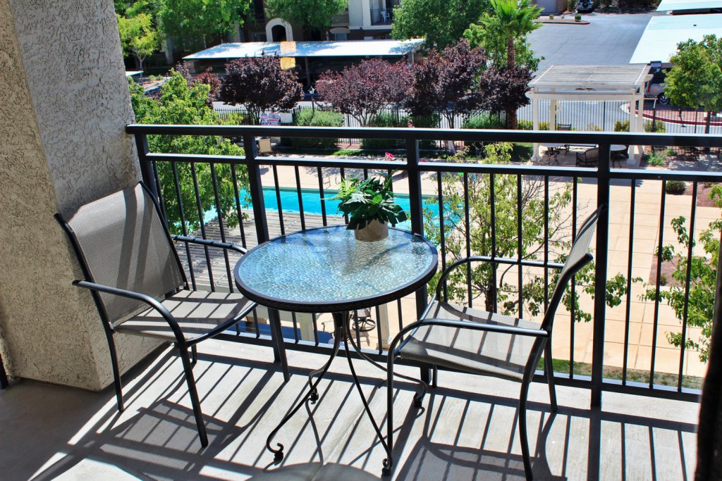 Furnished Apartment in Henderson