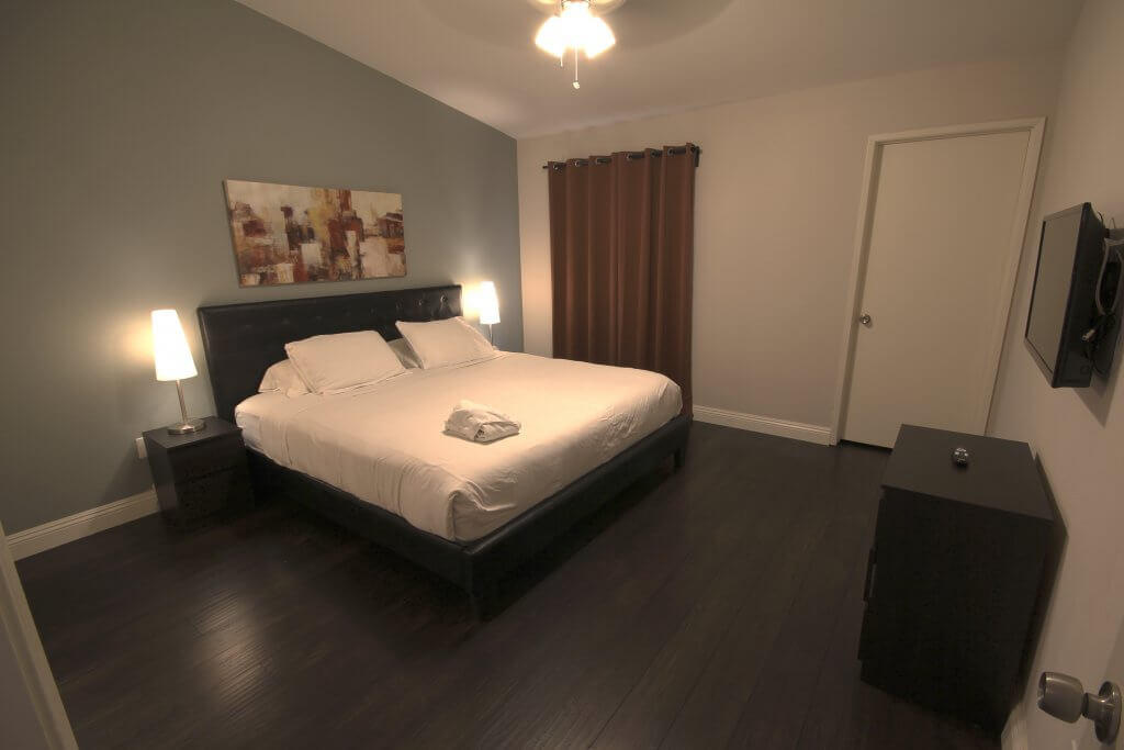 Corporate-Apartment-Las-Vegas-702-Housing-Wild-Flower-Bedroom