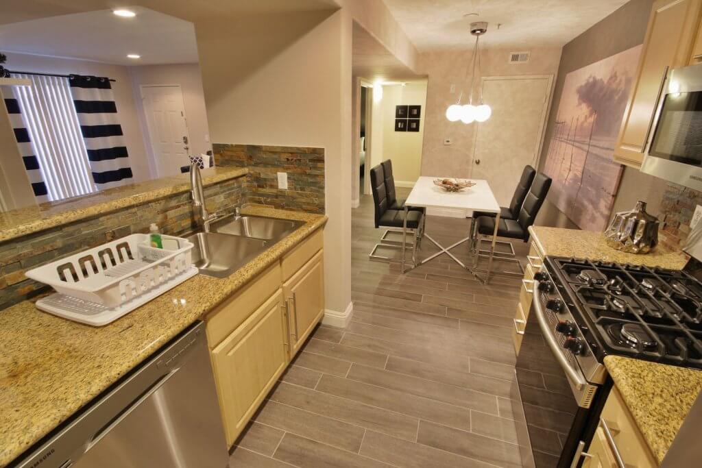 IMG_9853,-IMG_9854,-IMG_9855-compressor