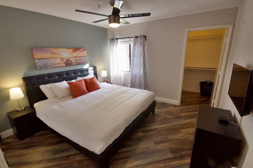 IMG_0418,-IMG_0419,-IMG_0420-compressor