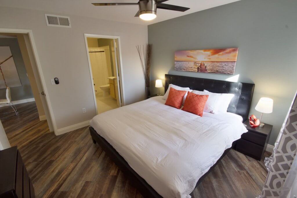 IMG_0424,-IMG_0425,-IMG_0426-compressor