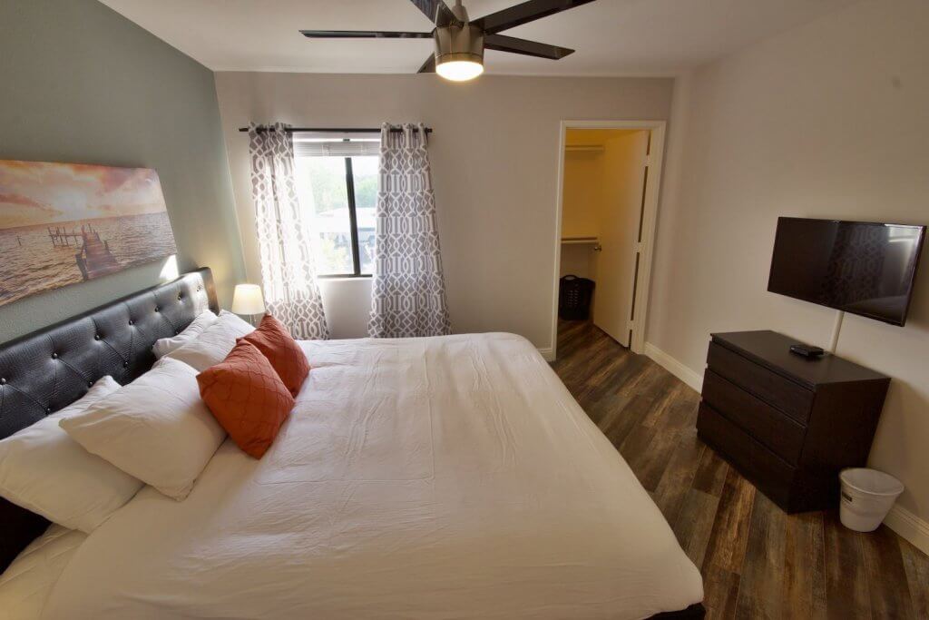 IMG_0427,-IMG_0428,-IMG_0429-compressor