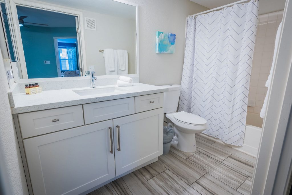 Stella – Bathroom3 – 702Housing