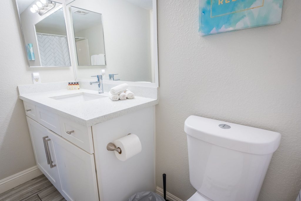 Stella – Bathroom4 – 702Housing