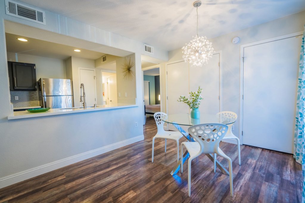 Stella – Dinning – 702Housing