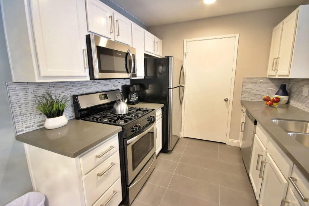 IMG_2426,-IMG_2427,-IMG_2428-compressor