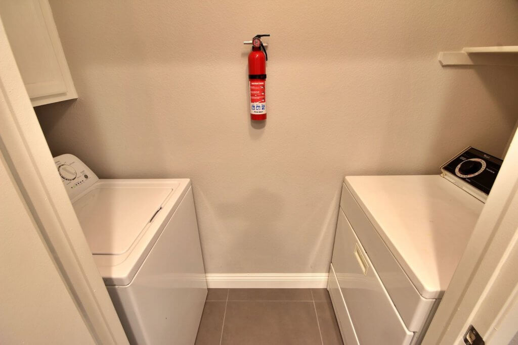 IMG_2429,-IMG_2430,-IMG_2431-compressor