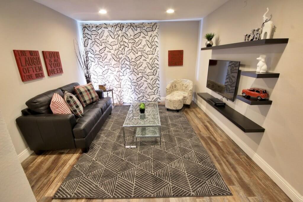 IMG_2447,-IMG_2448,-IMG_2449-compressor