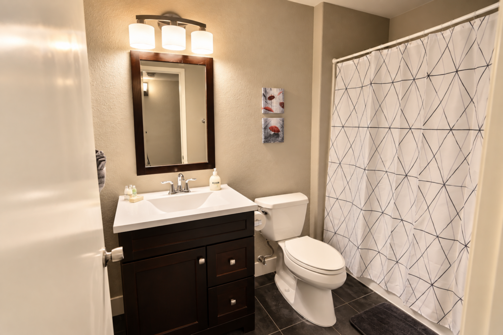 Warm Modern Bathroom Interior