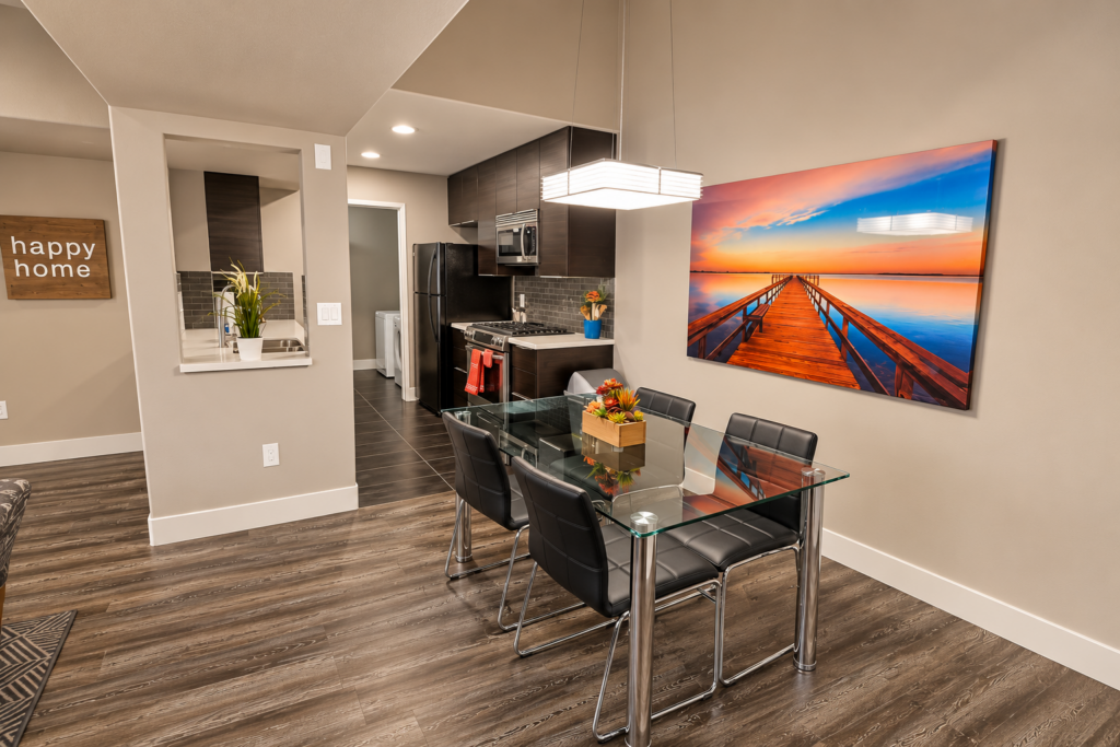 Warm Modern Dining and Kitchen Interior