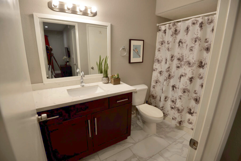 aces-bathroom-shower-view
