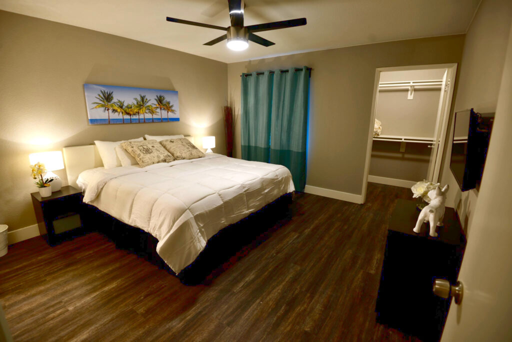 aces-bedroom-teal-curtains