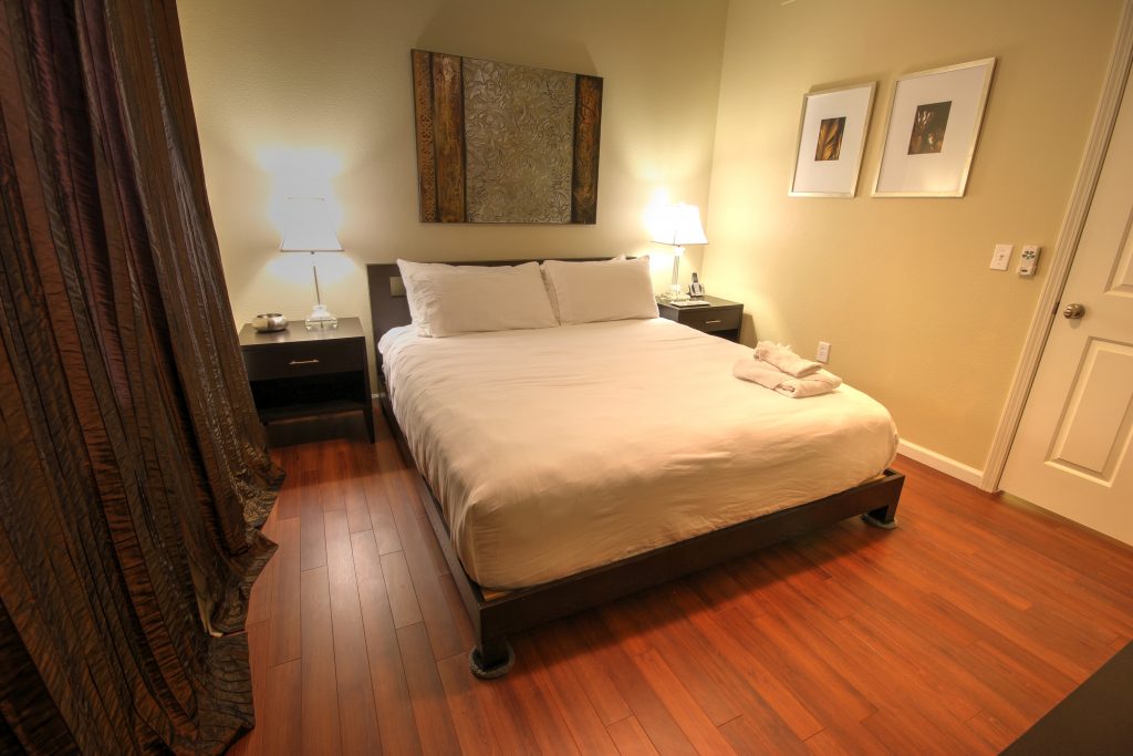 702-housing-henderson-avalon-at-seven-hills-montage-bedroom