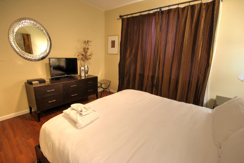 702-housing-henderson-avalon-at-seven-hills-montage-linens