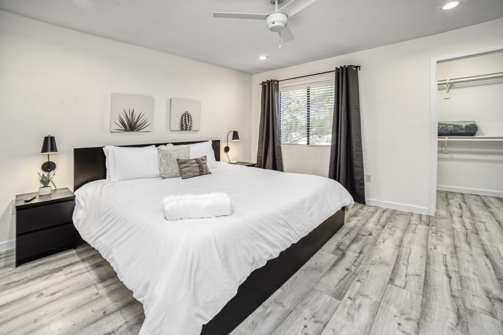 950sevenhillsRedoneLowRes-12