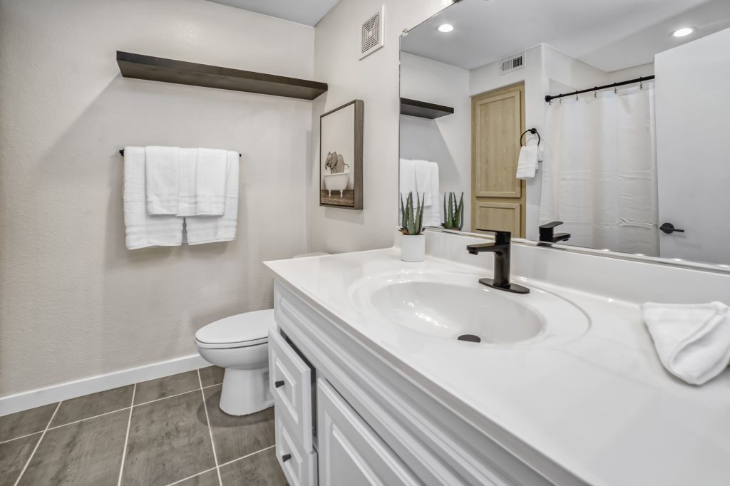 950sevenhillsRedoneLowRes-15