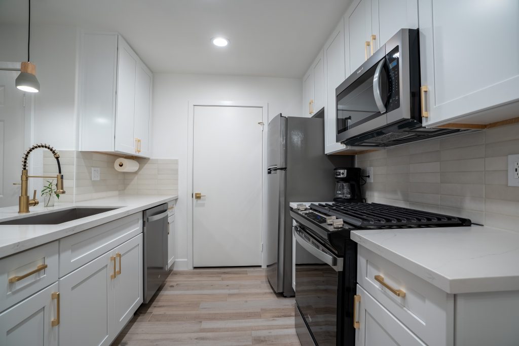 2022-06-07-7885-W-Flamingo-Rd-Unit-1040-Las-Vegas-Real-Estate-Photography-Vik-Chohan-Photography-Photo-Booth-Client-18