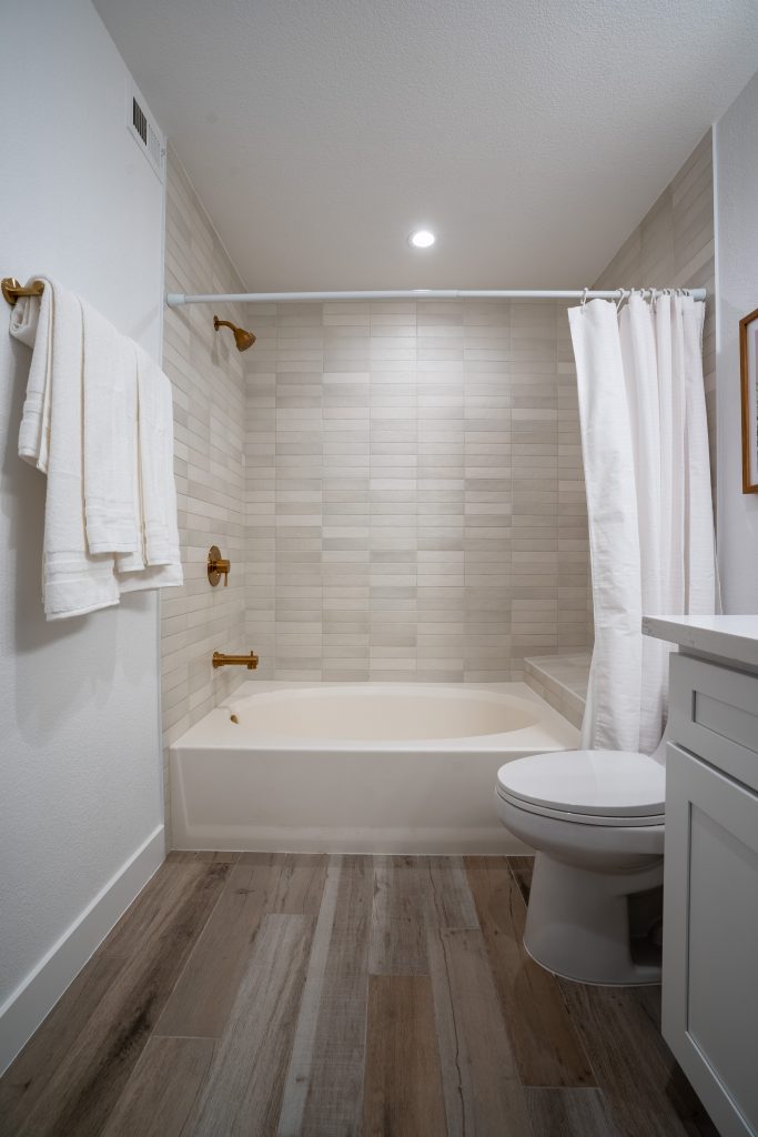 2022-06-07-7885-W-Flamingo-Rd-Unit-1040-Las-Vegas-Real-Estate-Photography-Vik-Chohan-Photography-Photo-Booth-Client-51