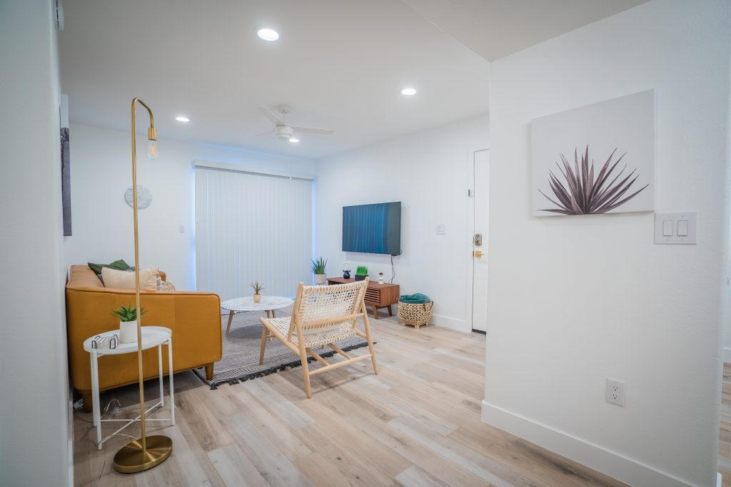 2022-06-07-7885-W-Flamingo-Rd-Unit-1040-Las-Vegas-Real-Estate-Photography-Vik-Chohan-Photography-Photo-Booth-Client-9