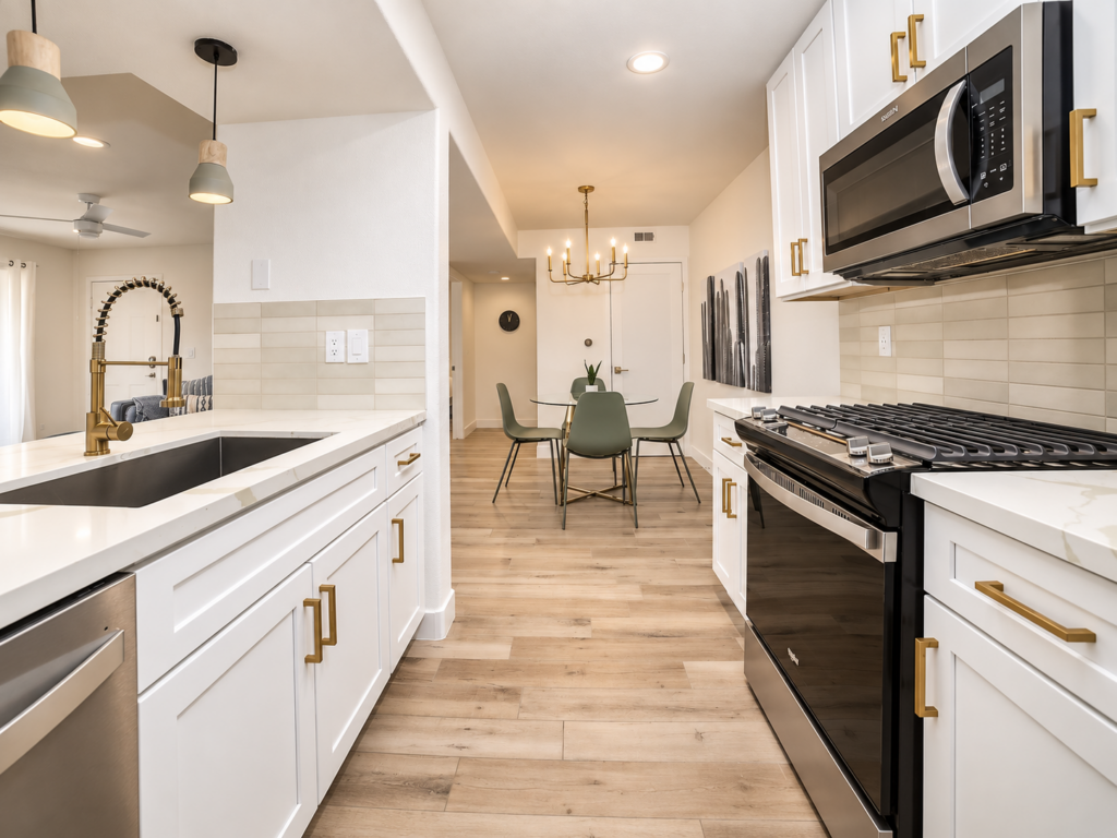 avanti-dining-area-las-vegas-nv