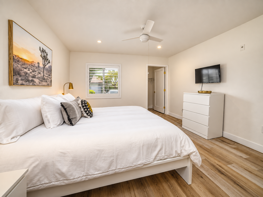 avanti-guest-bedroom-las-vegas-nv