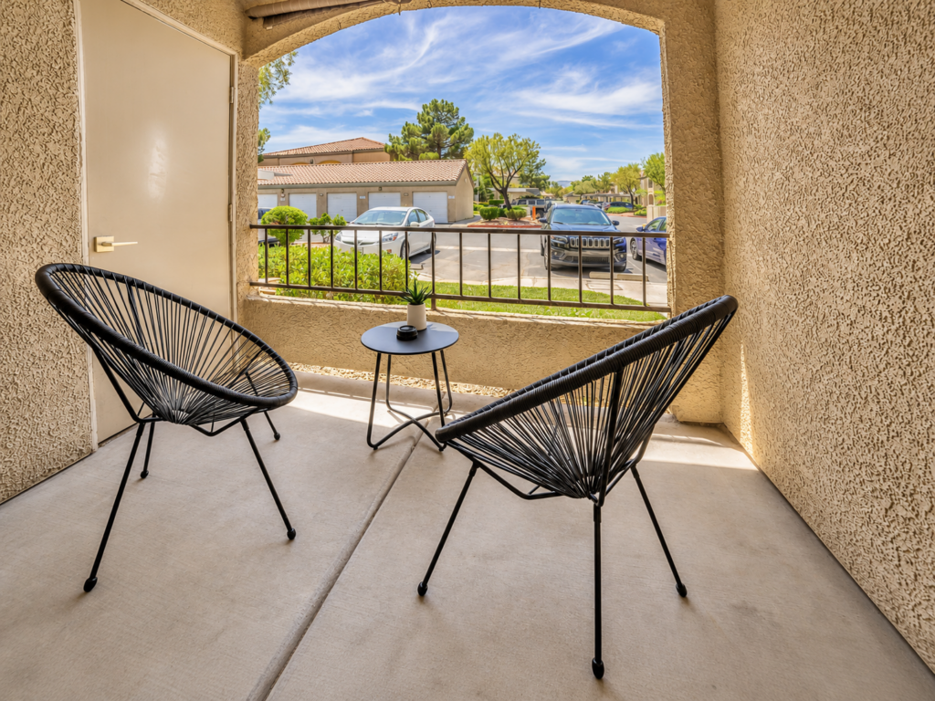 avanti-private-patio-las-vegas-nv