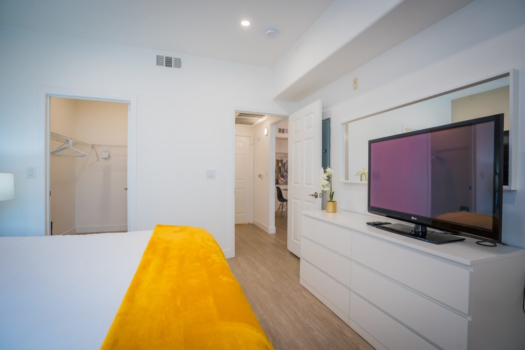 Sierra Sky 702 Housing Bedroom4