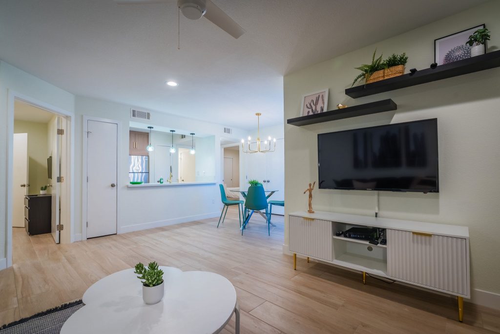 702 Housing – Las Vegas Corporate Housing – Stella LR1