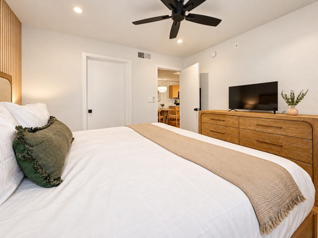 sagewood-117-primary-bedroom-tv-view-henderson-nv